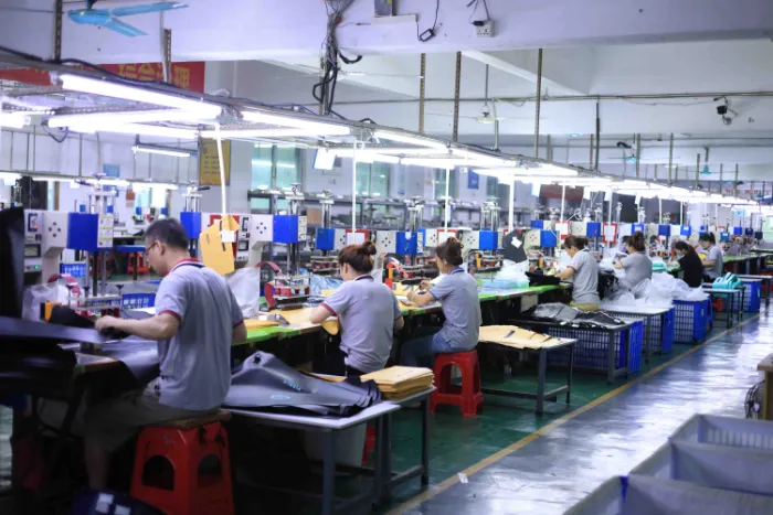 Peralatan Pengeluaran & Talian Pembuatan Beg Kering Kalis Air