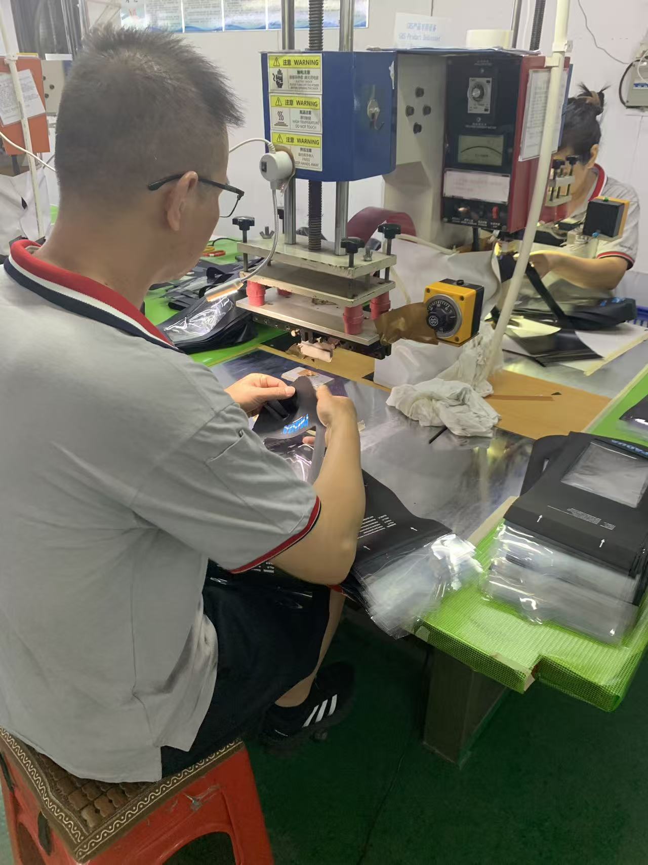 Pengilang Beg Kering Kalis Air: Keupayaan Kilang dan Proses Pengeluaran