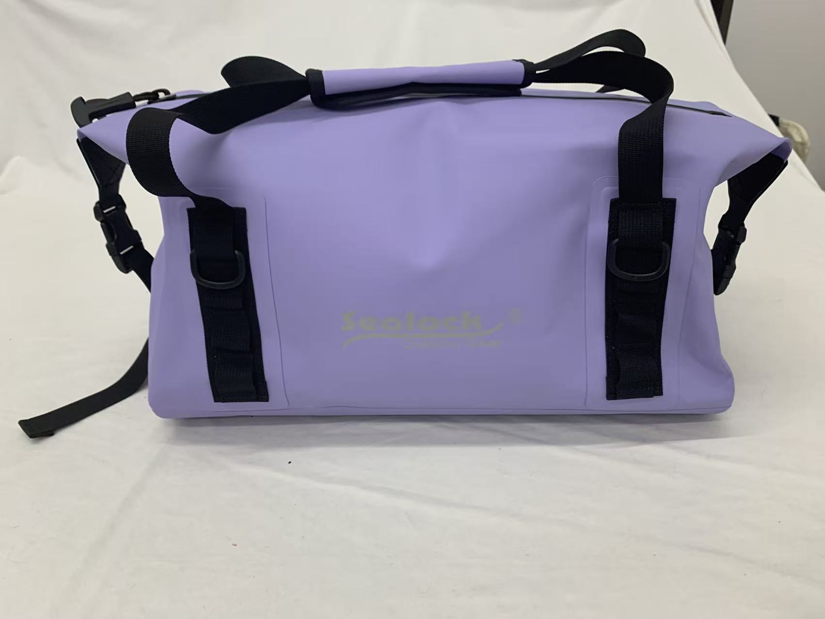 Beg Sandang Perjalanan Kalis Air 20L dengan Zip Kedap Udara (IPX7)